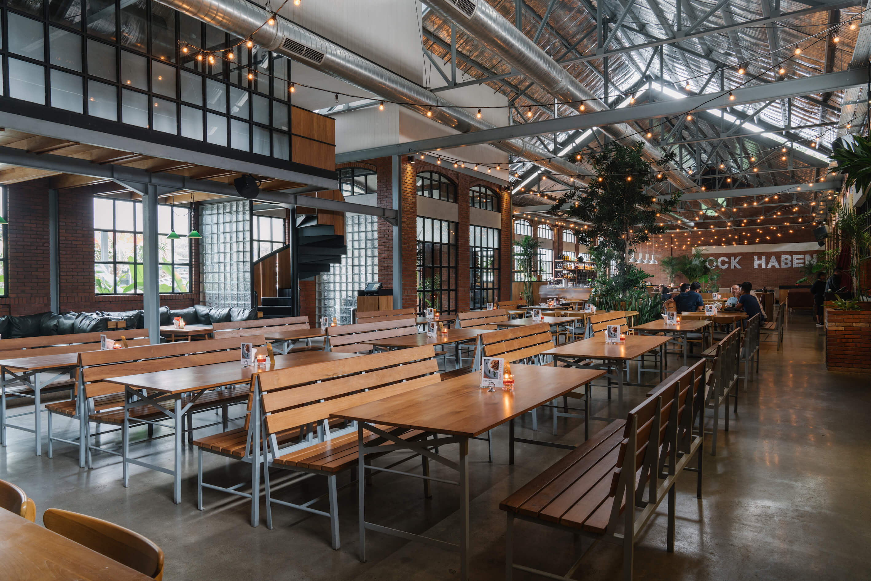 beer hall, Jakarta